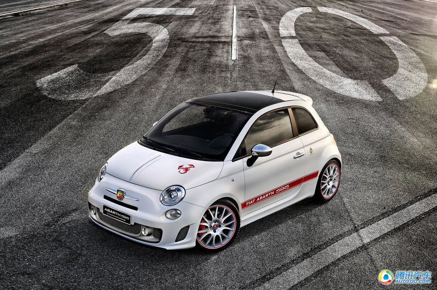 钢炮传奇：2014款 Abarth 595 五十周年纪念版发布 第1页