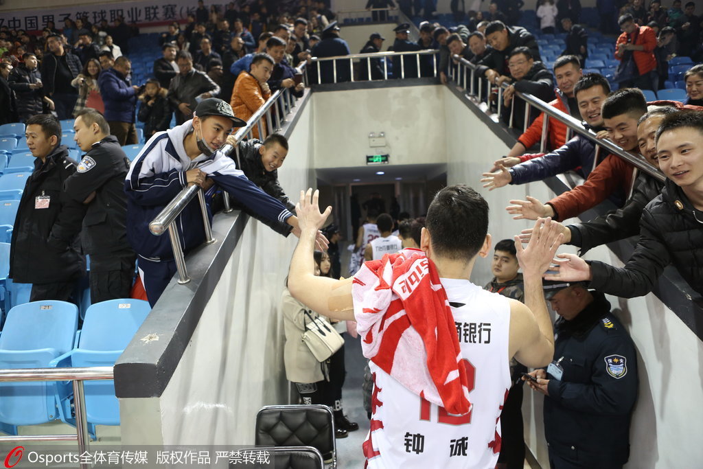 CBA常规赛：吉林104-103上海(3) 第3页