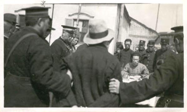 1930年代上海执行“缢首”刑现场 第1页