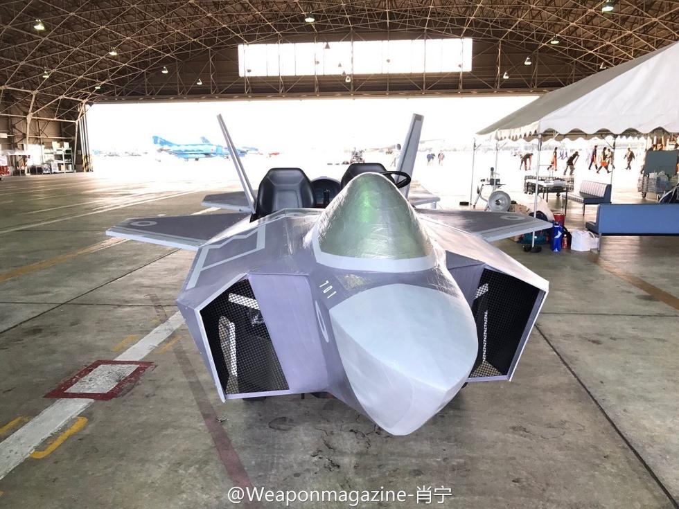 组图：日本空自百里基地航空祭现Q版F-35拖车(6) 第6页