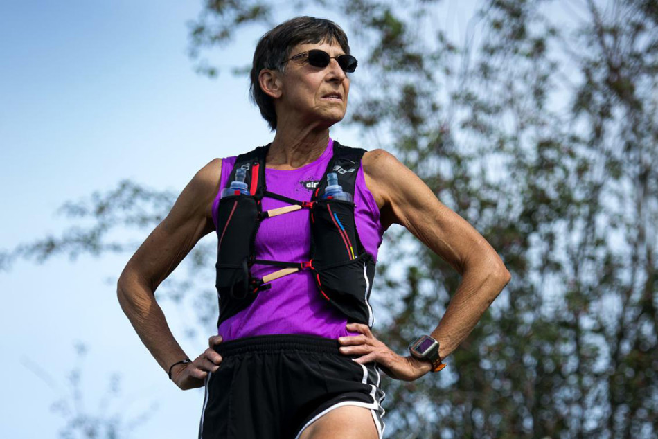 跑者人生：72岁老妇越野创纪录 一生追求跑步(2) 第2页