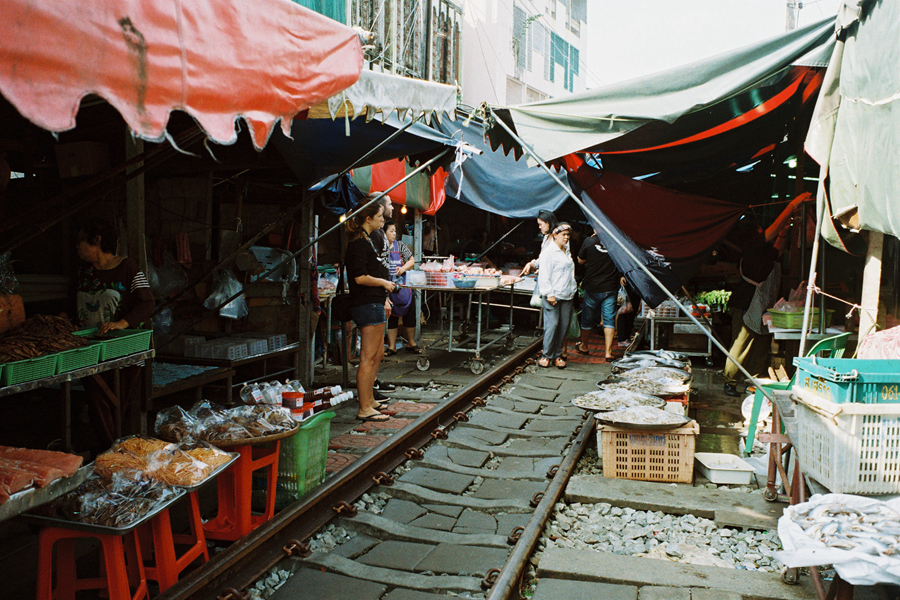 Maeklong 火车集市(20) 第20页