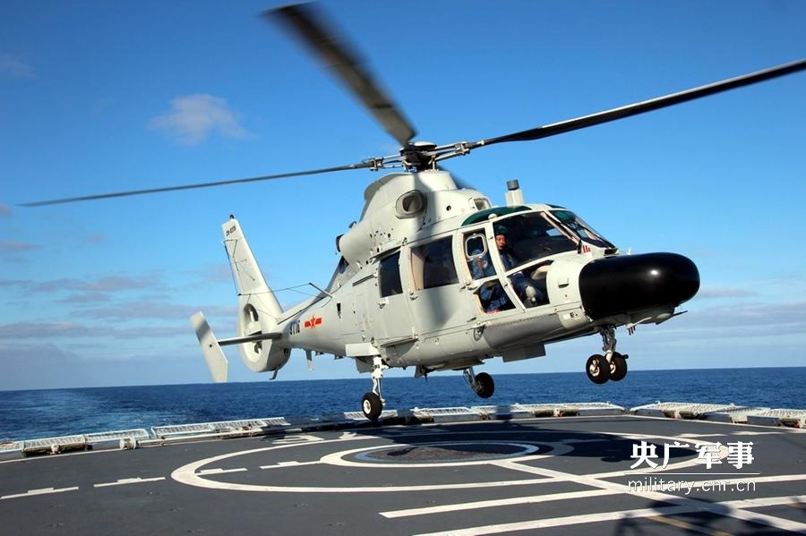 组图：海军航空兵某舰载直升机团远海大洋展雄风 第1页