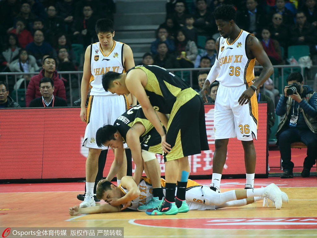 CBA常规赛21轮:山东107-104山西(7) 第7页