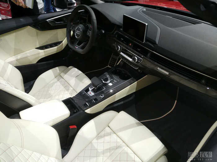 奥迪全新S5 Cabriolet(3) 第3页