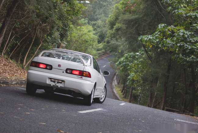 不做大哥好多年，绝版的经典本田 Integra Type R(2) 第2页