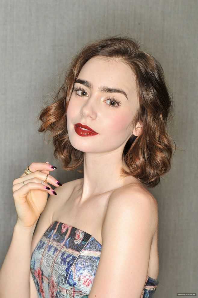 “小赫本”Lily Collins，仙女简直就是她的代名词~(12) 第12页