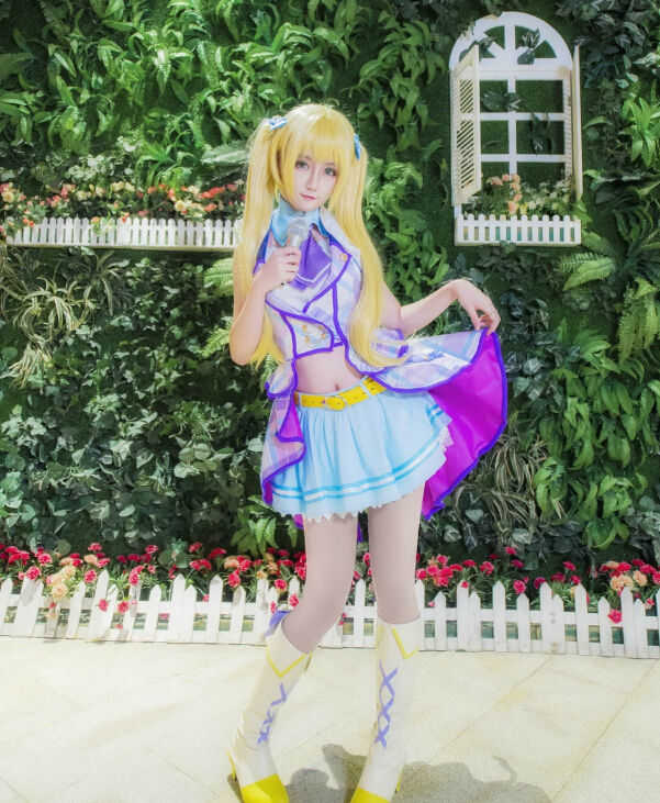 深夜福利！太萌了 星梦手记早川心樱Cosplay 第1页