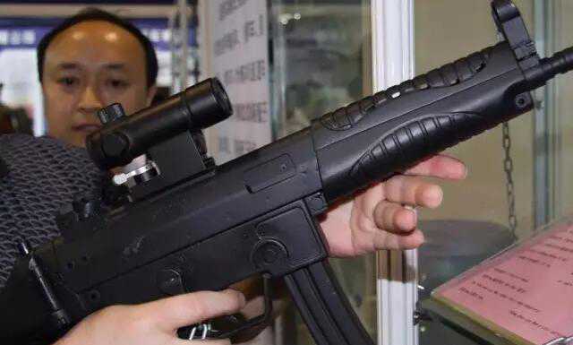 新一代9毫米冲锋枪，可发射多种弹药，外型似MP5！(10) 第10页