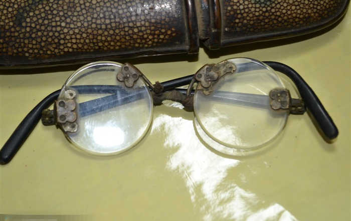 一百多年前读书人戴的眼镜，很多人不知道其实根本不叫”眼镜“(11) 第11页