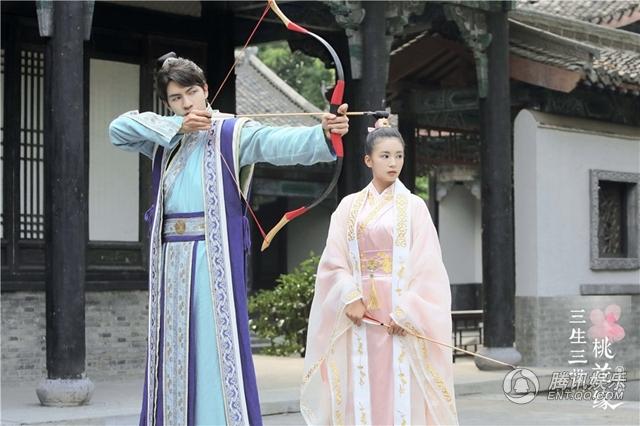 《三生三世桃花缘》魔性审美 张雅钦引汉服热潮(2) 第2页