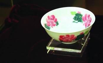 毛泽东“神秘”瓷器价值不菲：专用小瓷碗如今竟值170万 第1页