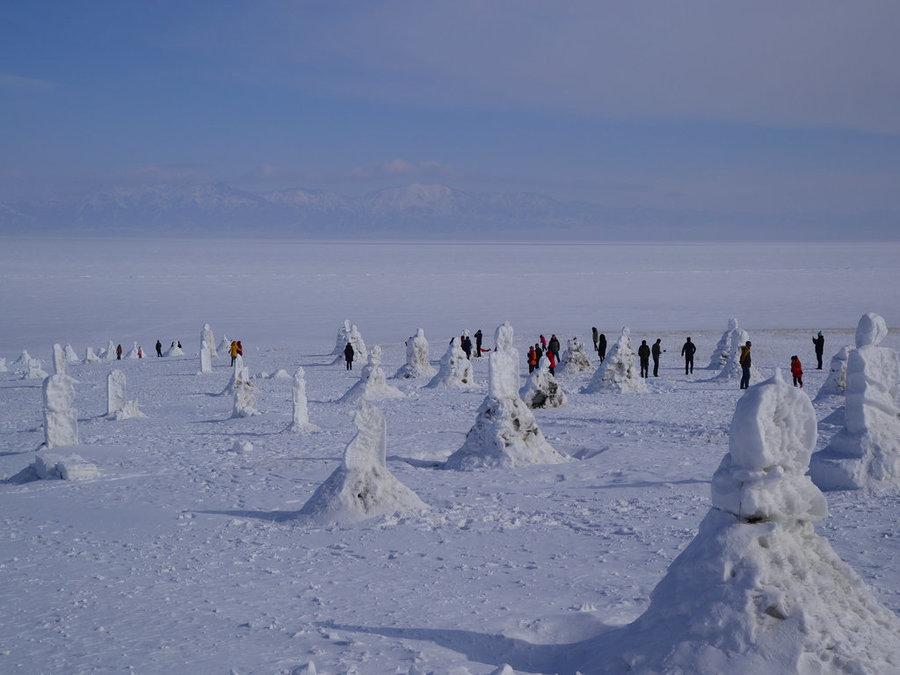 赛里木湖冬季冰雪 第1页