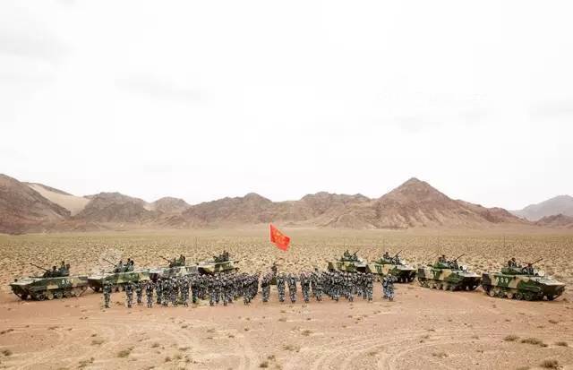 雷霆万钧之势！中国空军武直10护航空降兵突击(7) 第7页