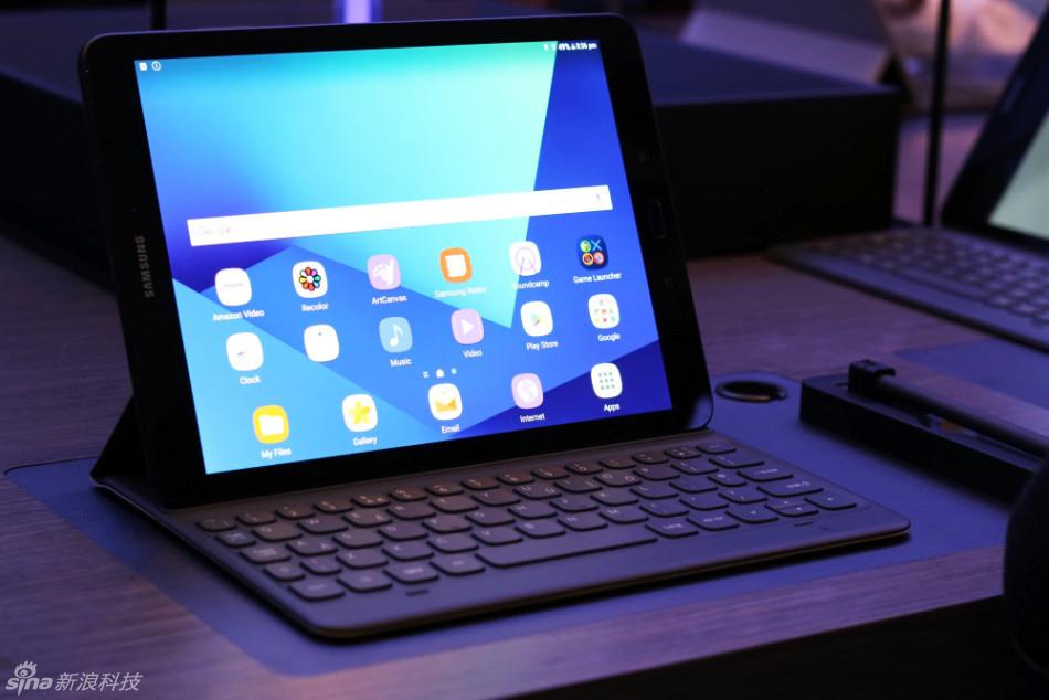 三星Galaxy Tab S3平板现场图：挑战iPad Pro 第1页