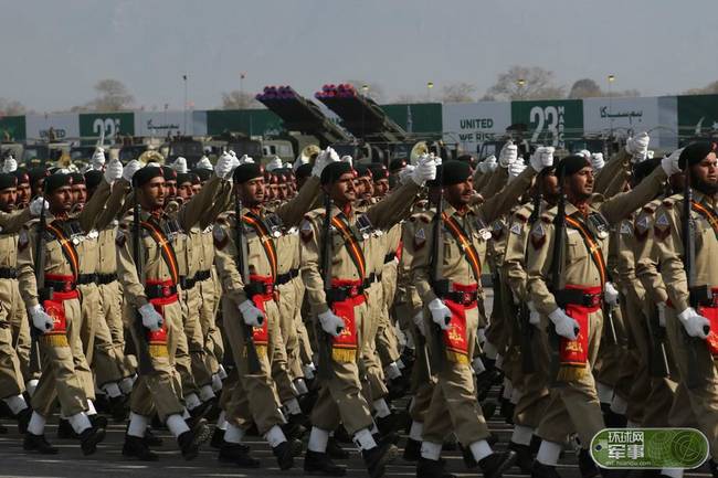 巴基斯坦阅兵彩排 大量中国装备现身