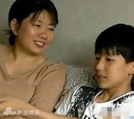 组图：TFBOYS长得帅是有原因的！看他们妈妈的照片就知道了(7) 第7页