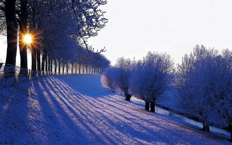 下雪夜景图片大全 冰天雪地冬天下雪的图片大全高清电脑桌面壁纸下载