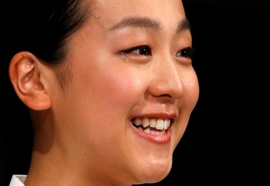 浅田真央举行退役发布会 眼噙热泪难掩不舍 第1页