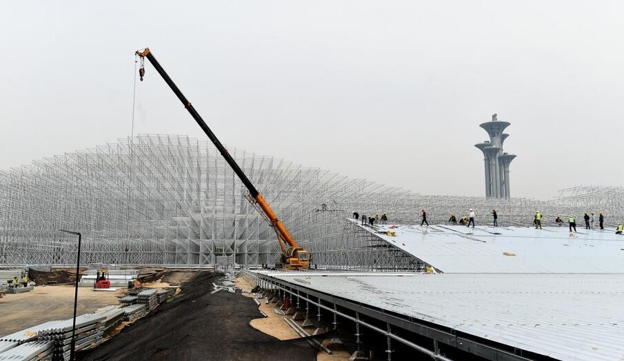 奥森公园建旱滑雪场 一年四季室外滑冰滑雪 第1页