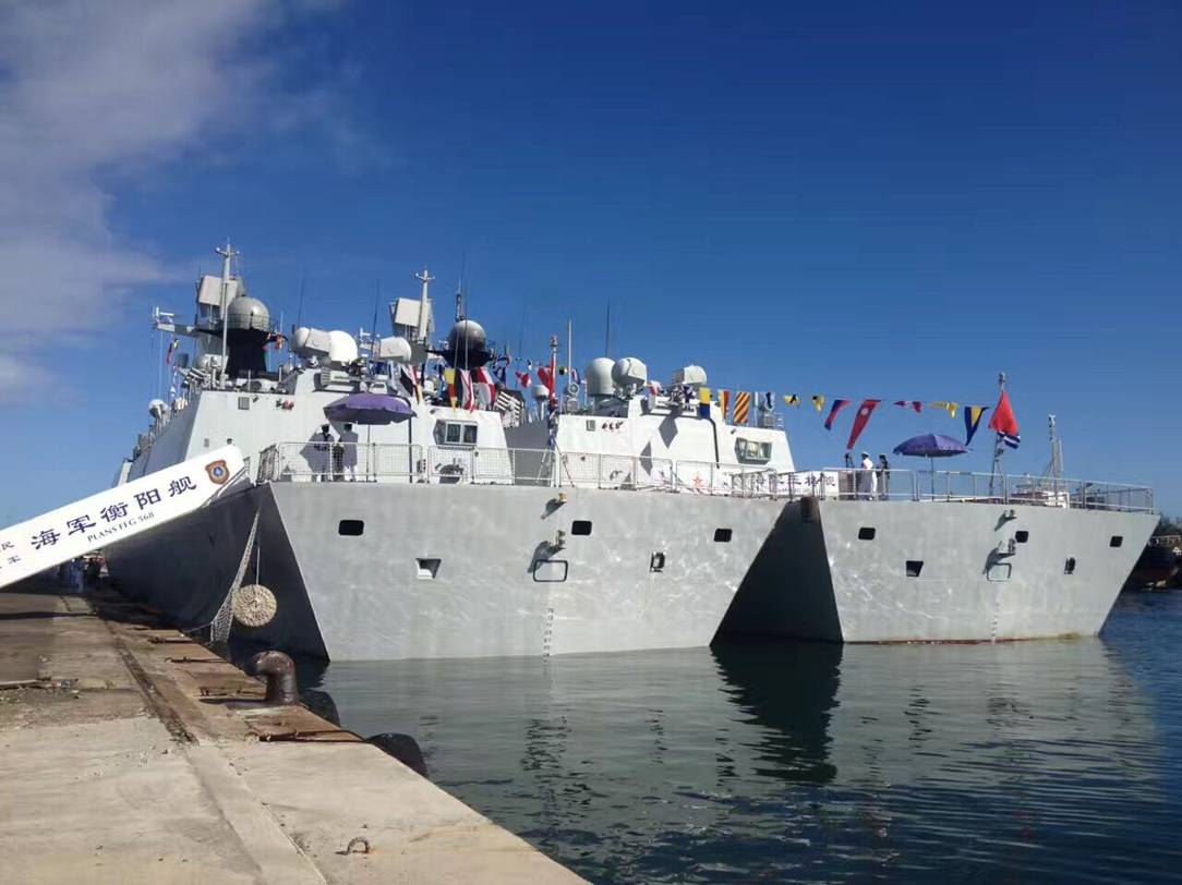 海军护航编队访问马达加斯加
