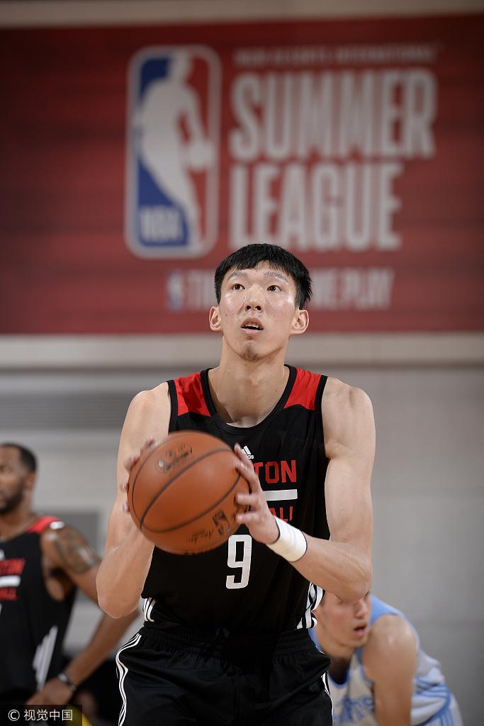 nba夏季联赛:周琦火箭首秀