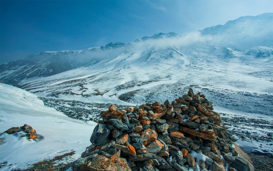 冬季祁连山冰雪高清电脑壁纸