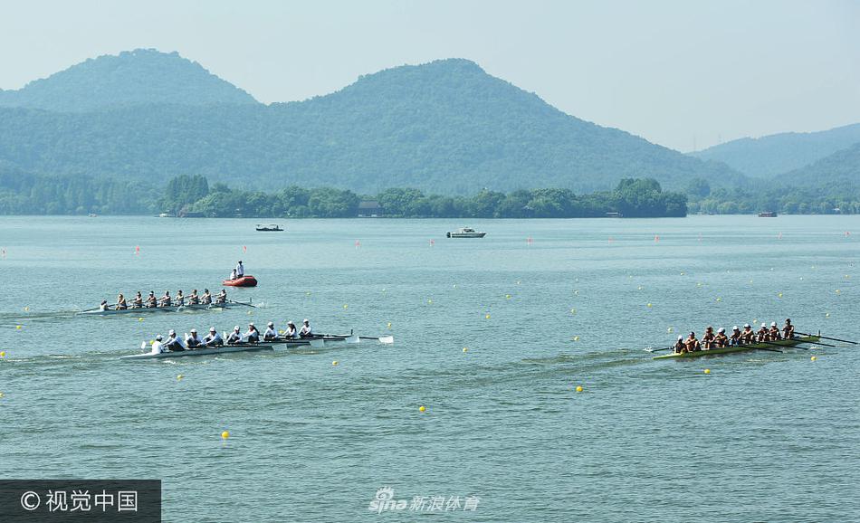 国际名校赛艇挑战赛西湖开赛 第1页