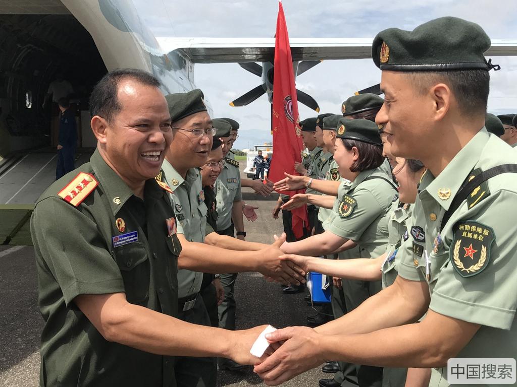 中国人民解放军“和平列车”医疗队抵达老挝 第1页