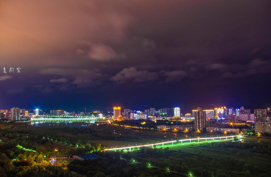 雨后的夜晚 第1页