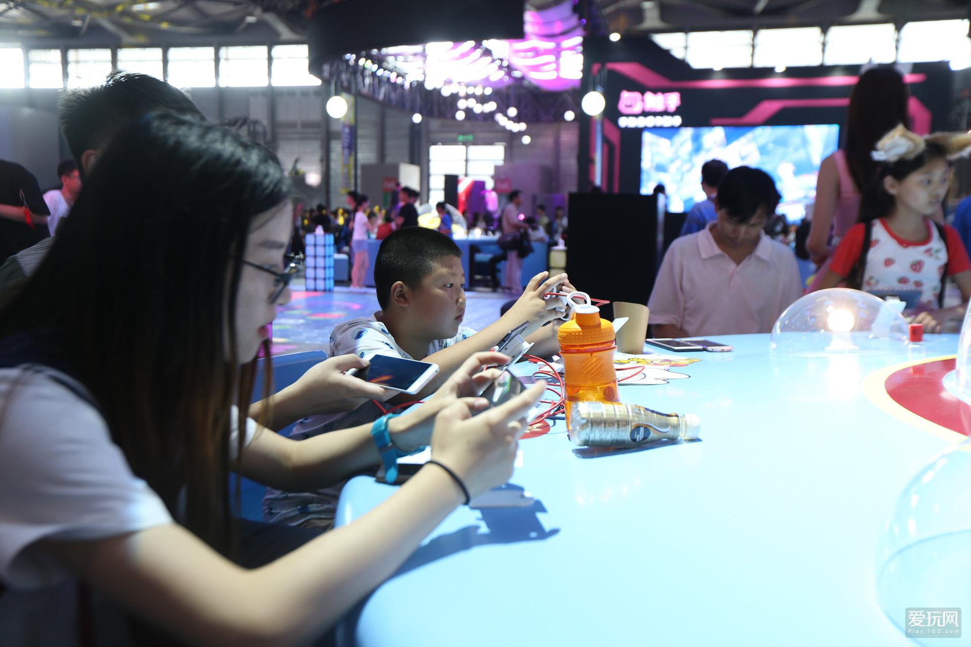 Chinajoy2017：首日现场图集(23) 第23页