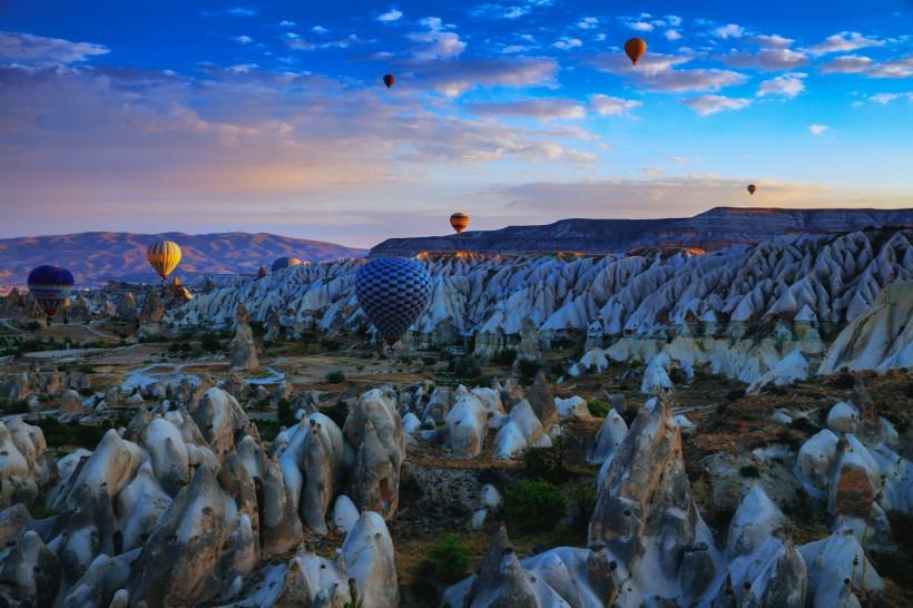 土耳其卡帕多西亚风景图片