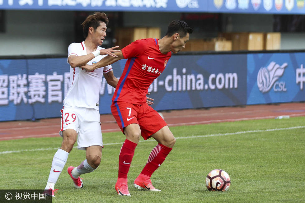 高清:权健2-0延边帕托梅开二度 储今朝染红