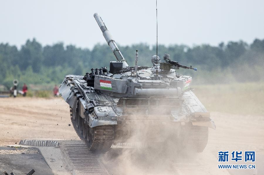 中国“坦克两项”代表队在俄首赛告捷(3) 第3页
