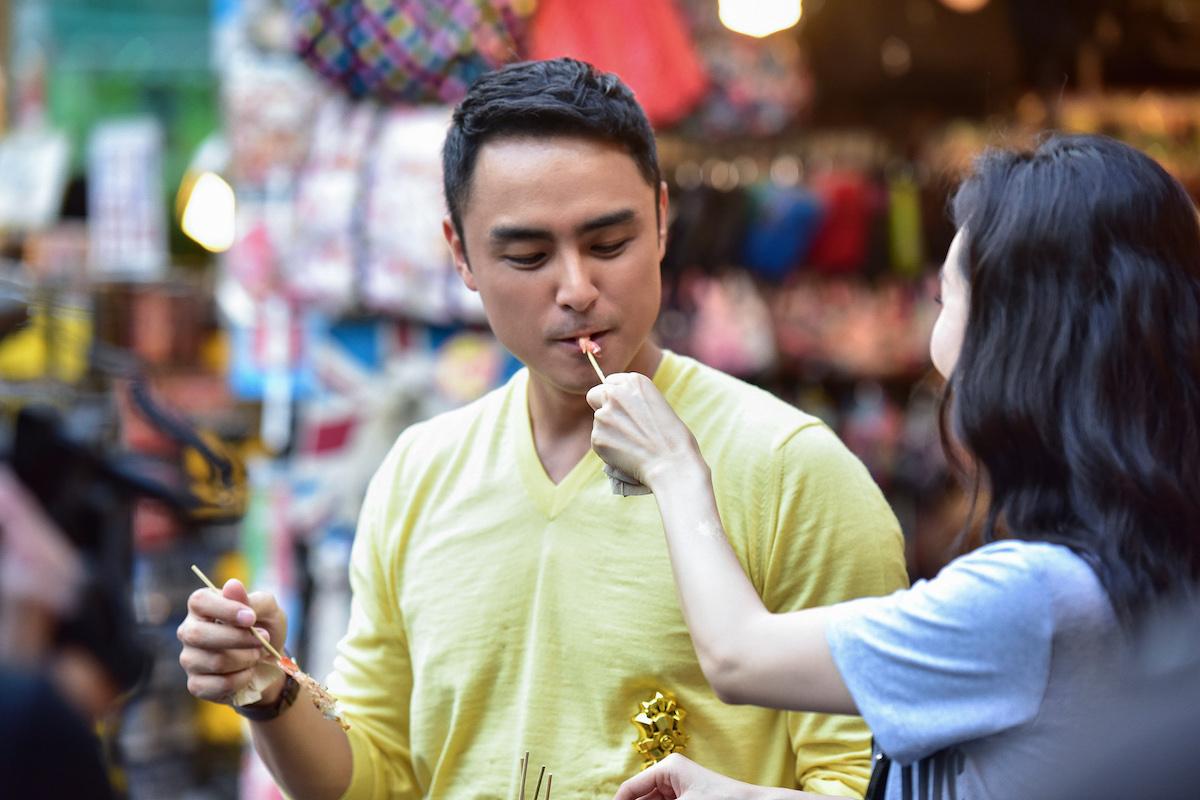 组图：感情升温！王鸥喂食明道超甜蜜 一起嬉戏笑开颜(6) 第6页