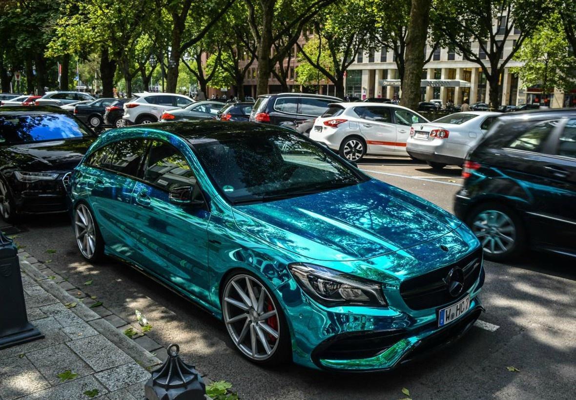 梅赛德斯Mercedes-AMG CLA 45 Shooting Brake ​​​ 第1页