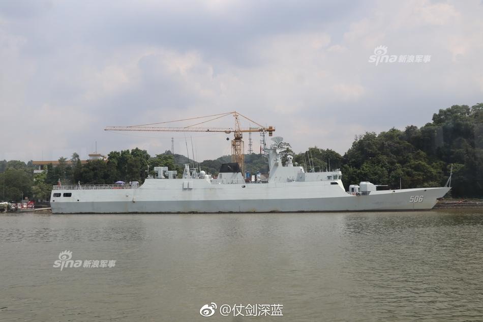两只小虎:解放军荆门号和唐山号056轻型护卫舰