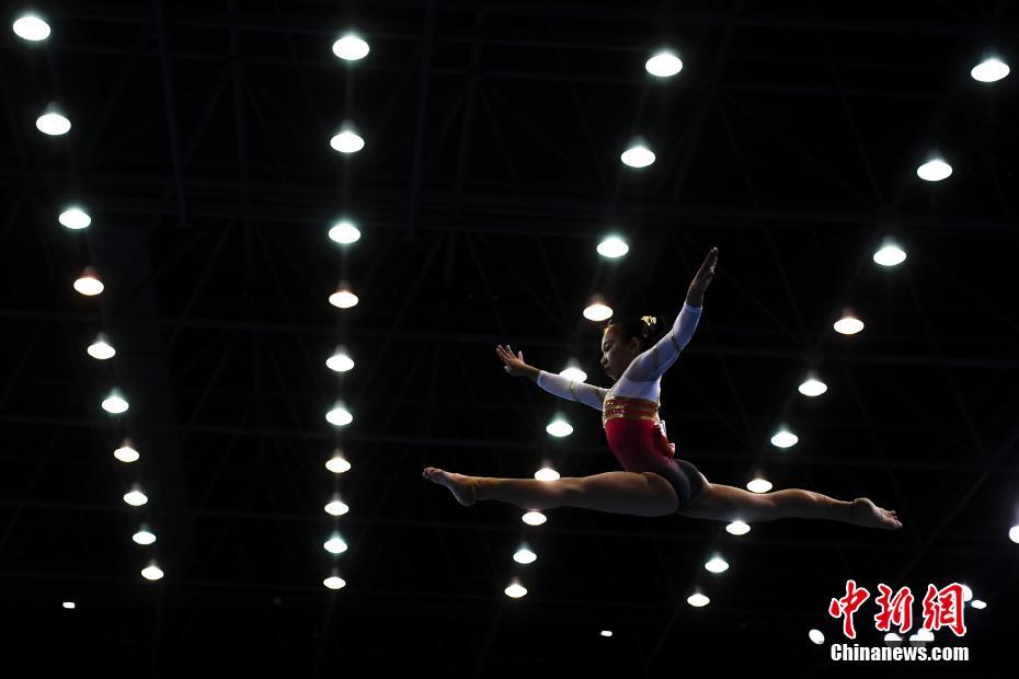 天津全运会 叶诗文晋级女子200米仰泳决赛(10) 第10页