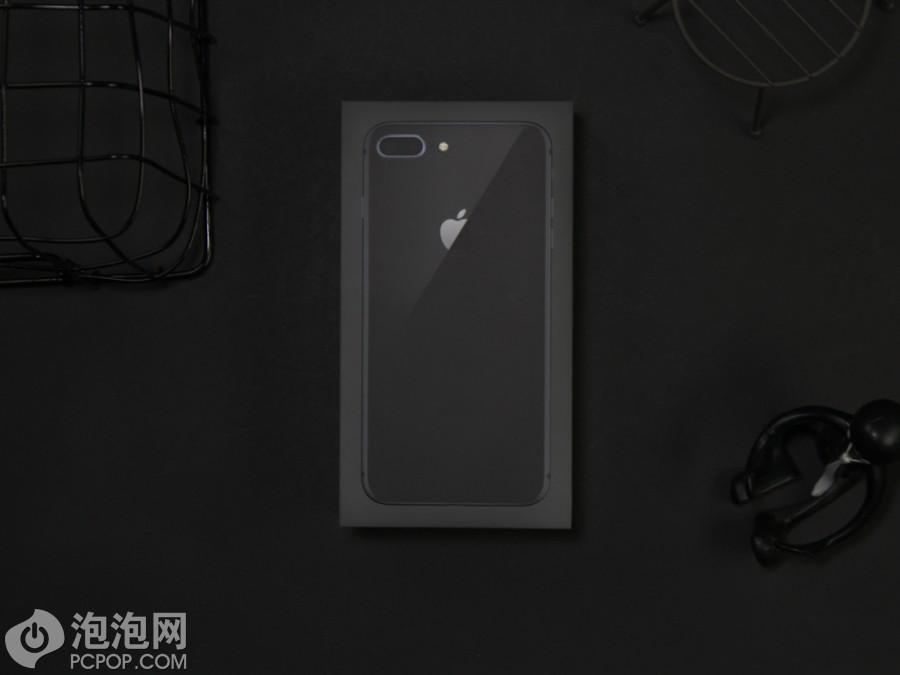 iPhone 8 Plus深空灰色开箱 玻璃质感果然不一样(2) 第2页