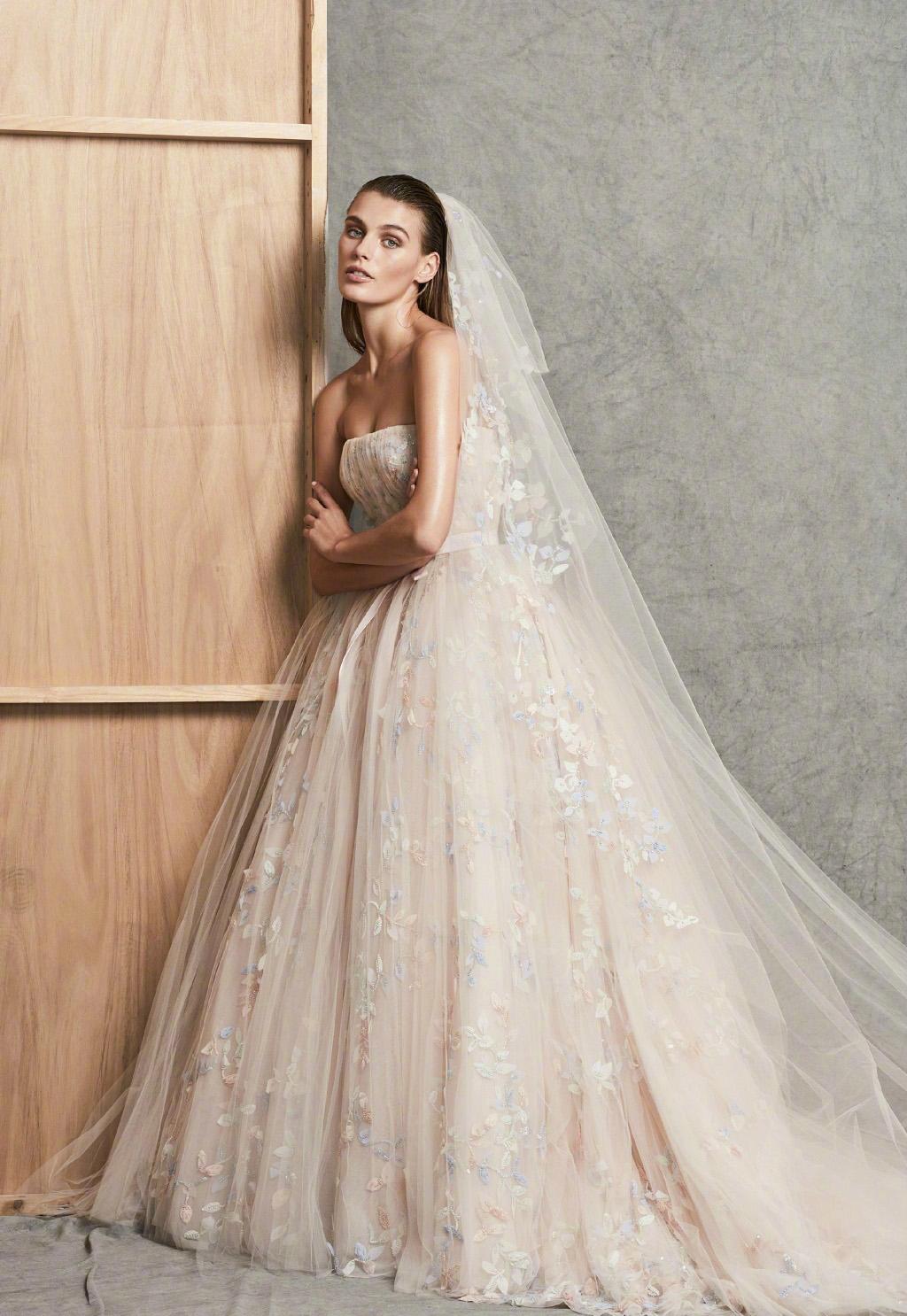 Zuhair Murad Bridal 2018时装秀精选图片(9) 第9页