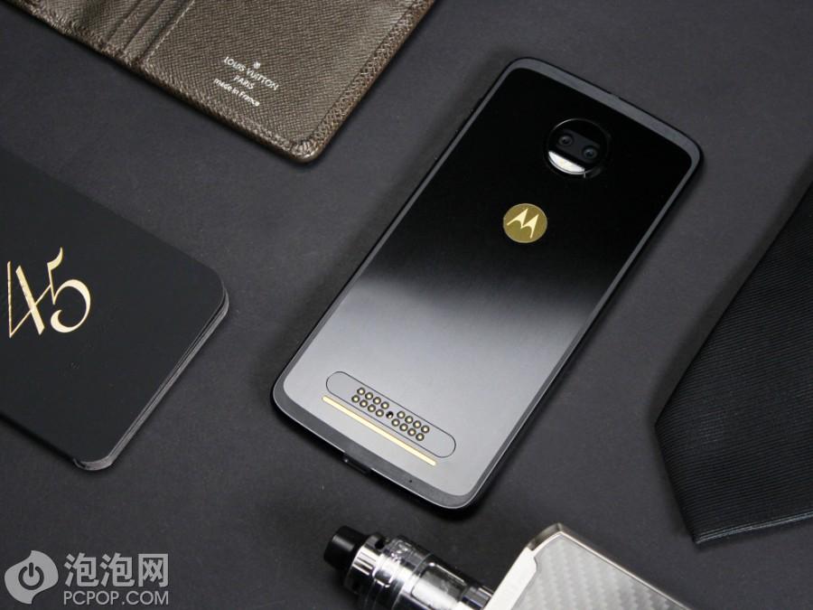 凭什么敢卖9999元 moto z 2018首发开箱图赏(5) 第5页