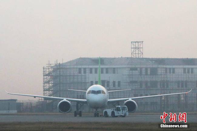 升空近4小时 C919完成第三次试飞(9) 第9页