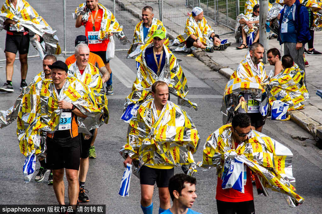 第35届雅典经典马拉松开跑 超过51000参加比赛(3) 第3页