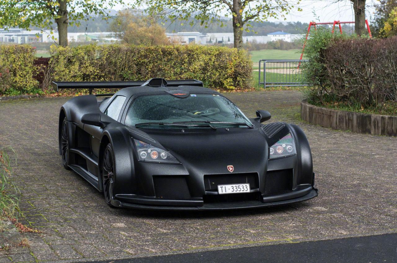 一枚哑光黑太阳神Gumpert Apollo。photo/D&amp;A Crew ​​​ 第1页