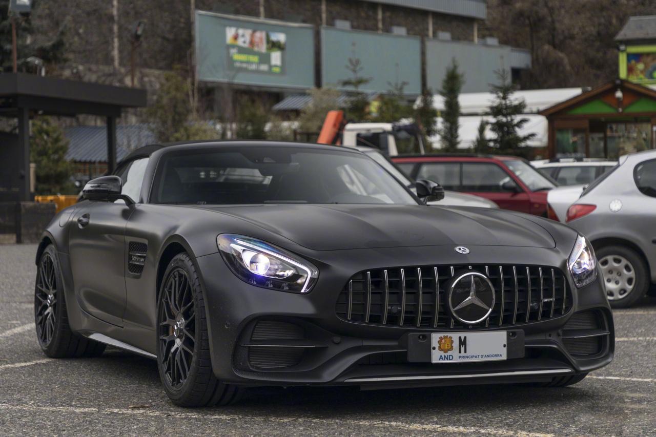 梅赛德斯Mercedes-AMG GT C Roadster Edition 50 ​​​ 第1页