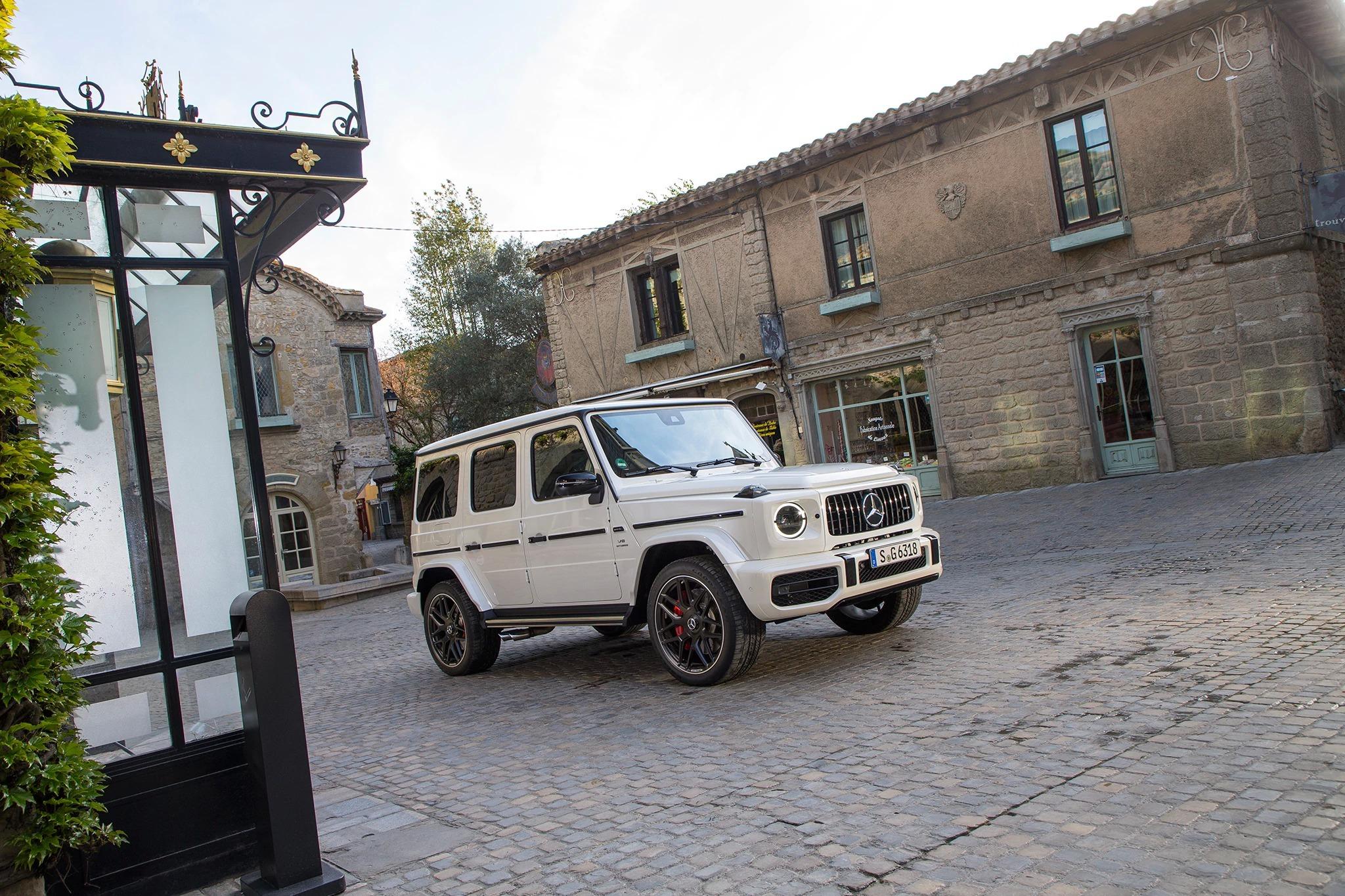 2019 mercedes-amg g63 676767