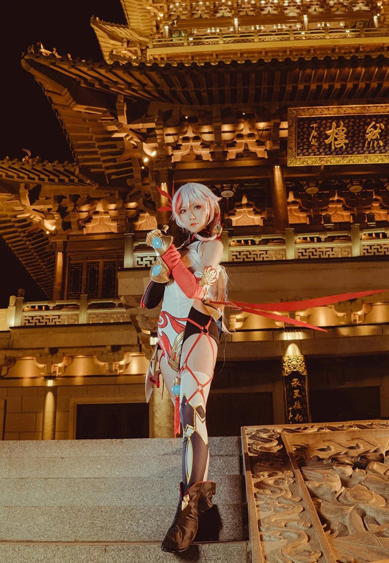 崩坏三英气逼人符华炽翎cosplay图片