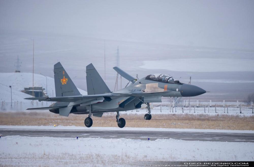 圣诞礼物?哈萨克斯坦空军接收4架苏30sm战斗机