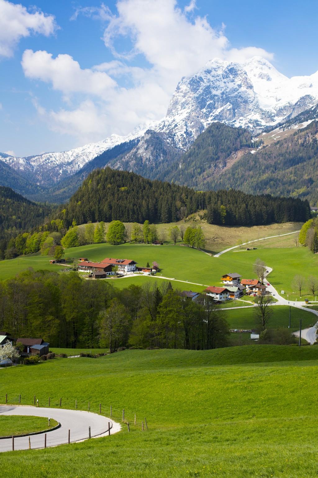 阿尔卑斯山夏季田园风光高清风景图片摄影