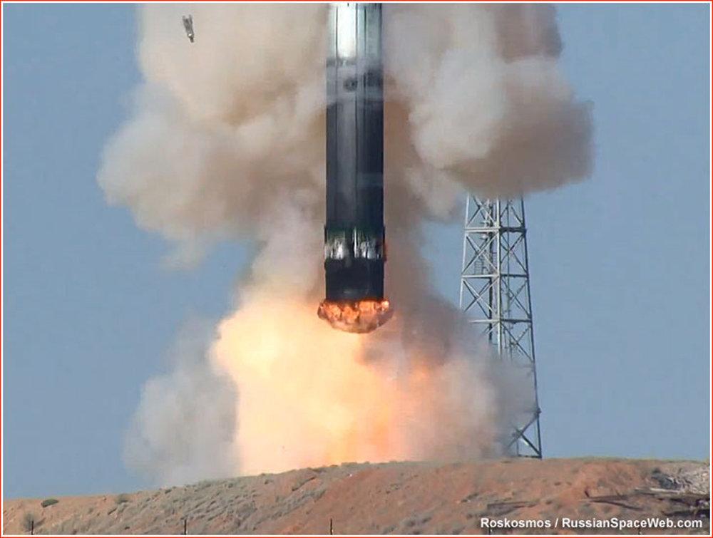 俄罗斯r36m洲际导弹发射瞬间.